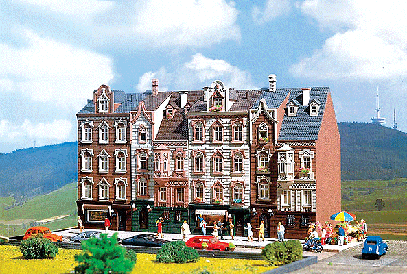 Mittelstadt Apartments -- 5-5/8 x 3-1/8"  14.5 x 8cm