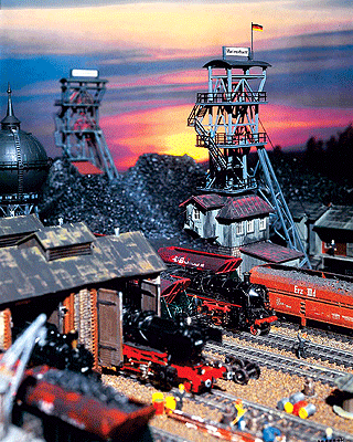 Minehead w/Winch House - Kit -- 10-1/4 x 6-7/8"  26 x 17.5cm