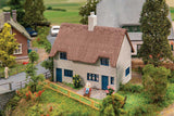 Thatched-Roof House -- Kit - 3-7/8 x 2-15/16 x 4-1/16"  9.8 x 7.4 x 10.5cm-1