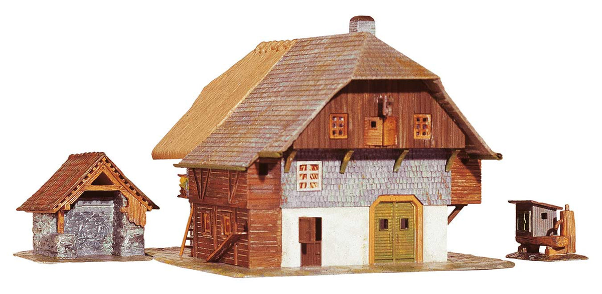 Black Forest Farmhouse -- Kit - Main House: 5-3/4 x 5 x 3-7/8"  14.6 x 12.6 x 9.9cm-3