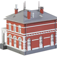 Office Building -- Kit - 5-9/16 x 5-3/16 x 5-5/16"  14.1 x 13.2 x 13.5cm