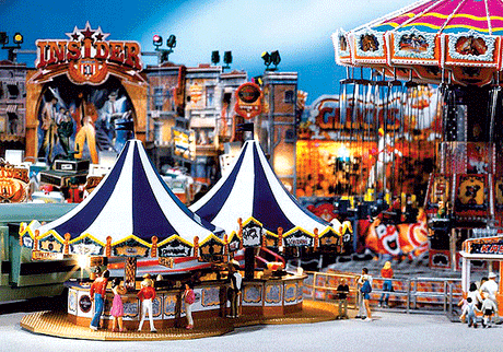 Roundabout Bar Refreshment Stand -- 6-1/4 x 3-3/8 x 3"  15.5 x 8.3 x 7.4cm
