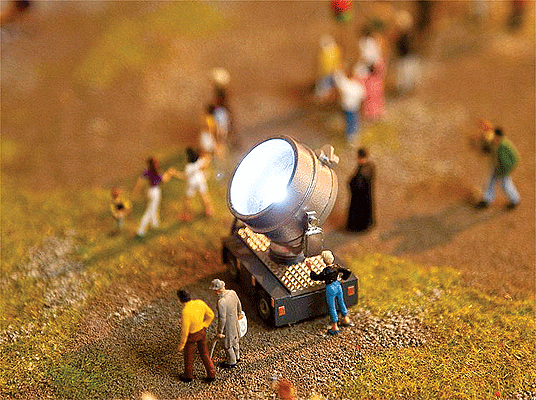 Spotlight Trailer -- w/Working LED - Kit