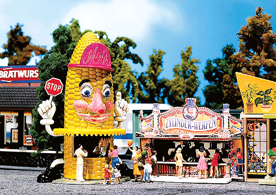 2 Funfair Stands" "Throw The Hat" & "Maize Man"