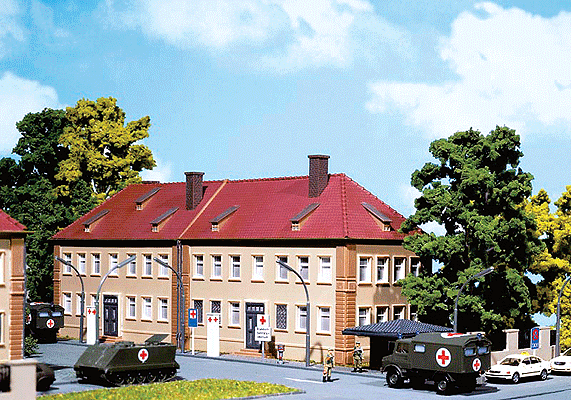 Military - Infirmary/Ambulance Station -- 14-9/16 x 4-1/4 x 5-17/32"  36.4 x 10.6 x 13.8cm