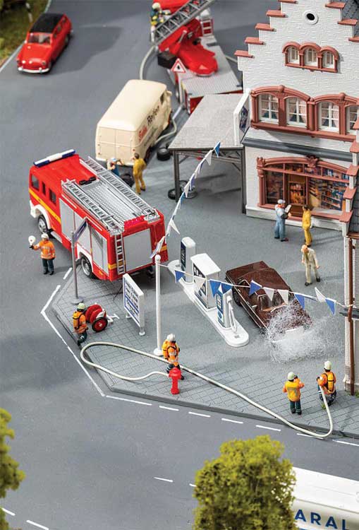 Era VI Firefighters -- Set #3 pkg(5)-1