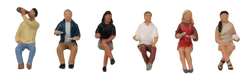 Seated Restaurant Guests -- pkg(6)
