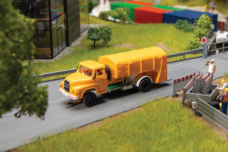 MAN 635 Short-Hood Garbage Truck - Assembled - Car System -- Yellow, White-1