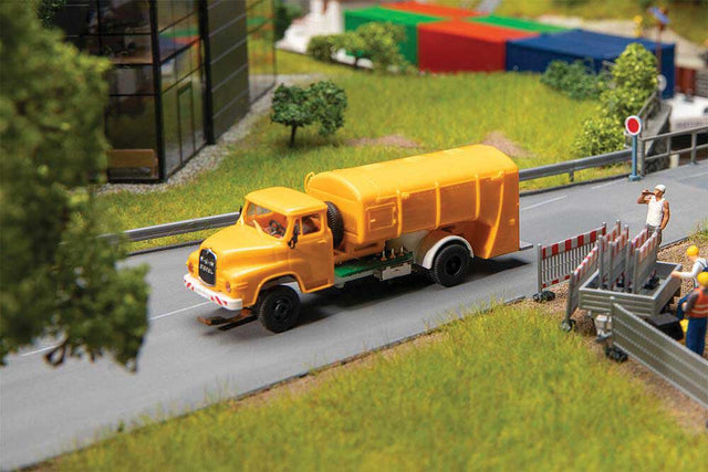 MAN 635 Short-Hood Garbage Truck - Assembled - Car System -- Yellow, White-1