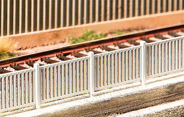 Modern Metal Fencing -- Kit - 48-7/8"  124.2cm Total