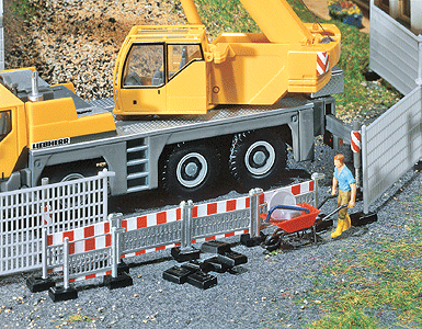 Construction Barricade -- High Fence 9-7/16"  24 cm  Low Fence 8-7/8"  22cm (red, white)