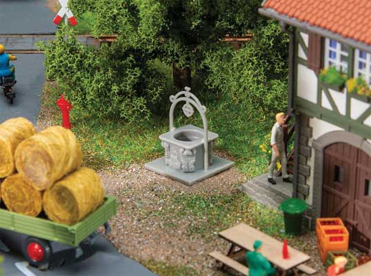 Ornamental Fountain/Well-1