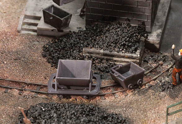 Trolleys & Mining Dump Carts - Kit -- HOe Gauge, 2 of Each