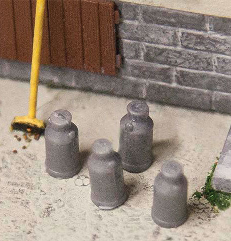 10 Milk Churns -- pkg(10)