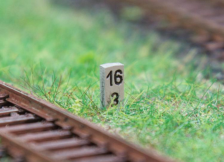 Concrete Mileposts (Hectometer Posts) -- pkg(10)-1