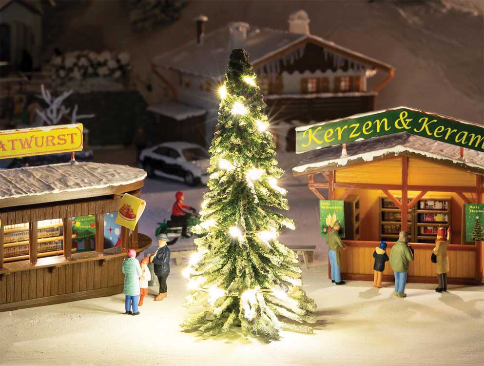 Lighted Christmas Tree - Action Set -- Includes Tree and LED String 3-7/8"  10cm Tall-1