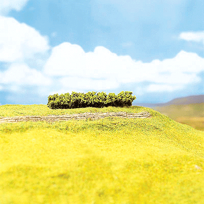 Premium Hedges pkg(4) -- Light Green 4 x 5/8 x 3/8"  10 x 1.5 x 1cm