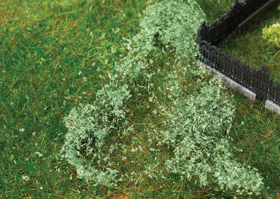 Clump Foliage -- Medium Green - Covers 7-7/8 x 11-13/16" 20 x 30cm