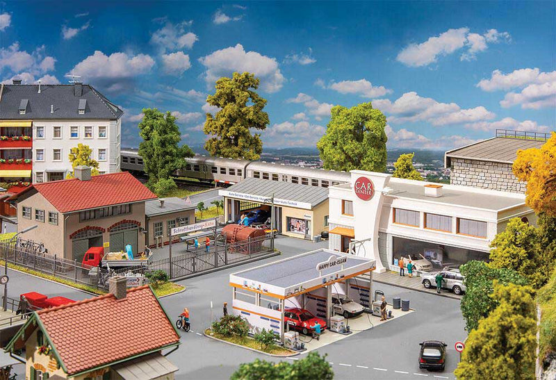 Industrial Estate Set -- Kit - Includes Car Dealership, Car Wash, Garage, Scrapyard w/Fence-1