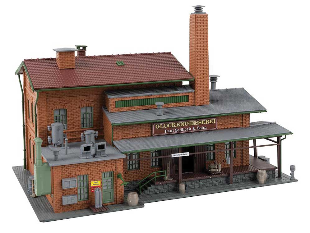 Bell Foundry -- Kit - 24 x 17 x 16.7cm-3