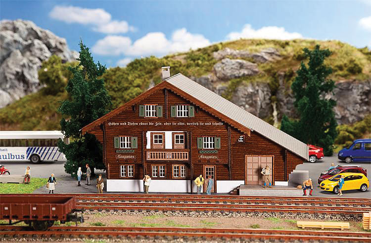 Langwies Station -- Laser-Cut Kit - 4-9/16 x 2-1/2 x 2-9/16"  11.6 x 6.3 x 6.5cm