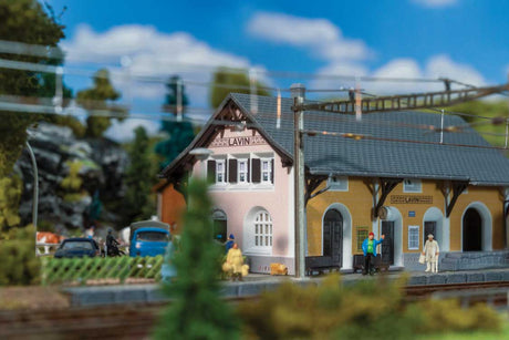 Lavin Train Station -- Kit - 4-5/16 x 2-15/16 x 2-3/4"  11 x 7.4 x 5.8cm-6