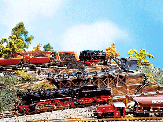 Coal-Tipping Platform - Weathered Model -- 8-3/8 x 3-1/4 x 2-1/2" 21 x 8.1 x 6.2cm