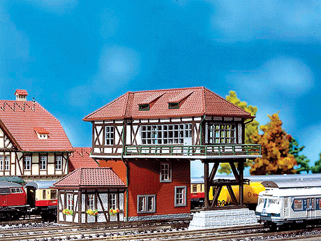 Overhead Signal Tower -- 5-3/32 x 4-17/32 x 3-23/32"  12.7 x 11.3 x 9.3cm