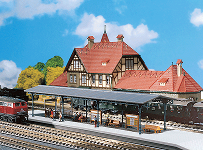 Covered Platform - Kit -- 14-3/16 x 2 x 1-3/4"  35.9 x 5.2 x 4.4cm
