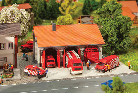 Fire Department Garage -- Kit - 4 x 3-1/4 x 2-3/8" 10.1 x 8.2 x 6cm