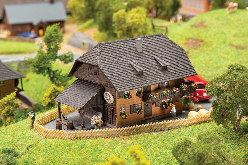 Black Forest Holiday Home -- Kit - 3-9/16 x 2-1/4 x 2-1/4"  9.1 x 5.7 x 5.7cm-1