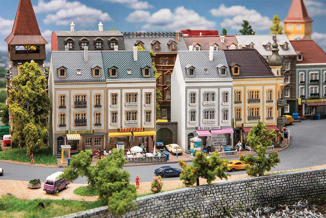 Schubertstrasse Town House Row -- Kit - Includes 4 Houses-1