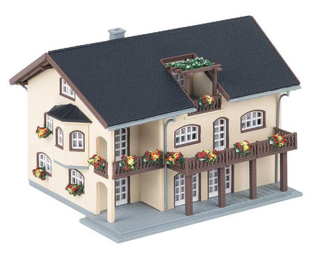 Siena House -- Kit - 3-3/8 x 3-3/16 x 2-11/16"  8.5 x 8.1 x 6.8cm-2