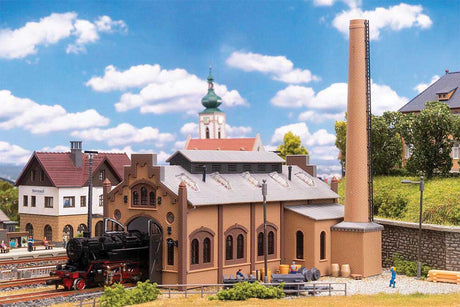 Locomotive Workshop -- Kit - 6-1/16 x 4-5/16 x 6-5/16"  15.4 x 10.9 x 16cm-1