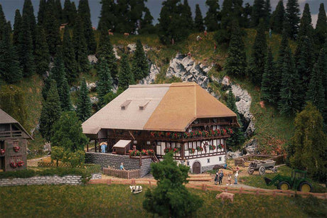 Black Forest House with 2 Figures -- Weathered Kit - 5-13/16 x 6 x 3-9/16"  14.8 x 15.3 x 9cm-1