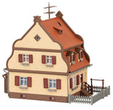 Small Settlement House -- Kit - 2-3/4 x 1-7/8 x 3"  7 x 4.7 x 7.7cm-2