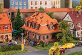 Garden City Settlement House -- Kit - 3-11/16 x 2-5/8 x 3"  9.3 x 6.7 x 7.7cm-1