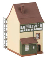 Old-Town House with Scaffolding -- Kit - 5.2 x 6.3 x 8.3cm-3