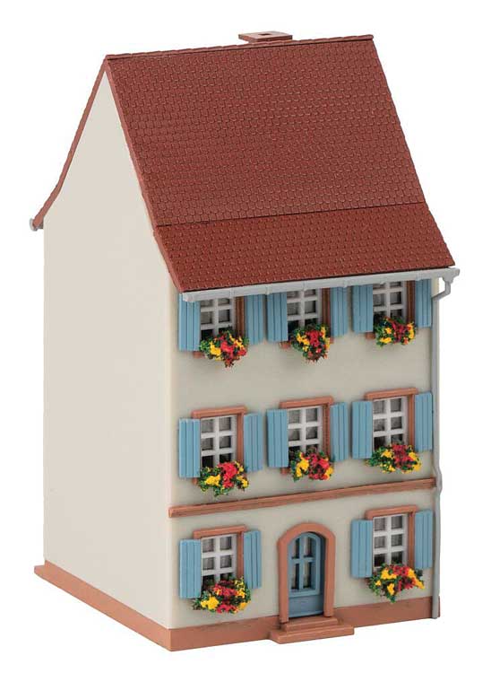 Old-Town House with Shutters -- Kit - 4.3 x 5.5 x 8.3cm-2