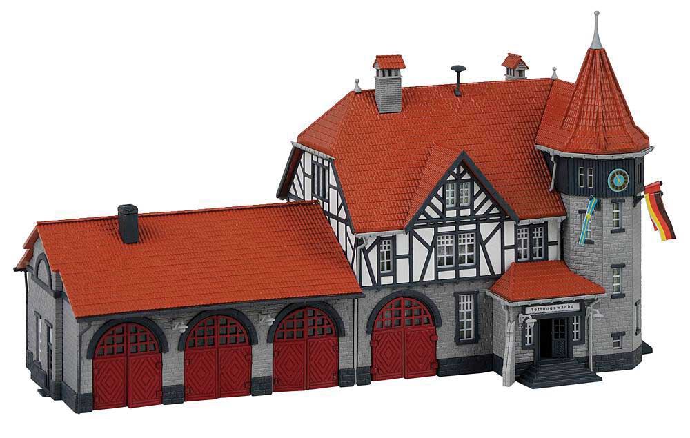 Town Hall with Fire Station -- Kit - 20.6 x 9.5 x 12cm-2