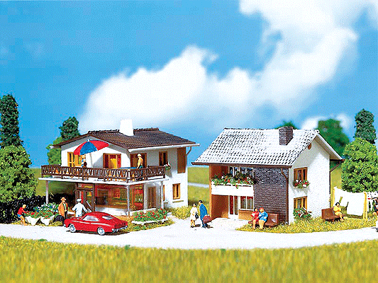 Two 2-Story Stucco Homes -- 2-3/4 x 2-5/8 (7 x 6.5cm) and 2-1/4 x 1-3/4" (5.5 x 4.5cm)