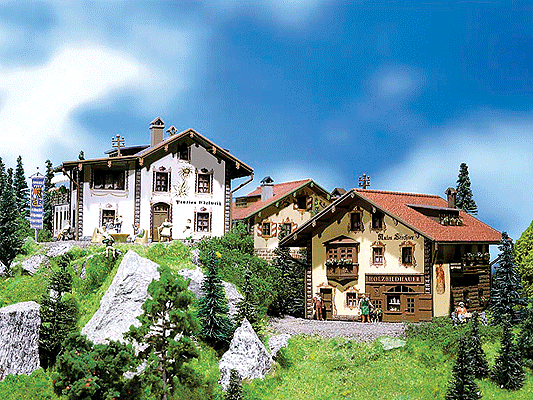Alpine Wood Carver's Shop -- 3-13/64 x 2-13/16 x 2-13/32"  8 x 7 x 6cm