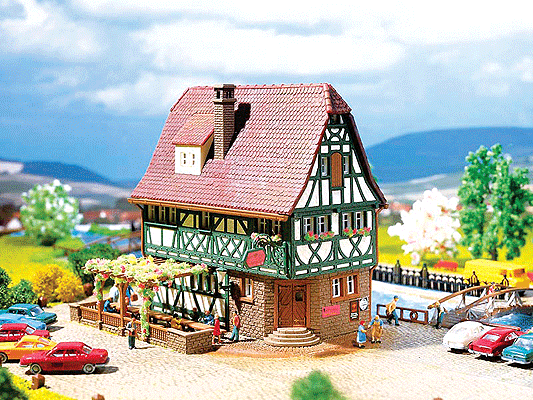 Rothenburg Inn -- 4-5/8 x 3-1/4 x 3-5/16" 11.7 x 8.3 x 10cm