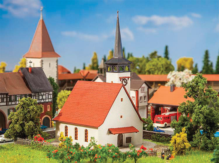 Church w/Pointed Roof -- Kit - 5 x 4-1/2 x 6-11/16"  12.8 x 11.5 x 17cm