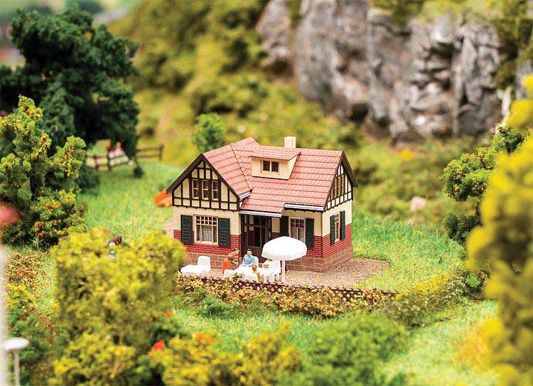 Altes Pfortnerhaus Restaurant -- Laser-Cut Card Kit - 2 x 1-5/16 x 1-7/16"  5 x 3.4 x 3.6cm-1