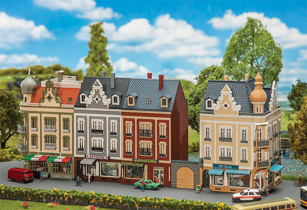 Beethovenstrasse Row of Downtown Structures -- Kit - 4 Buildings
