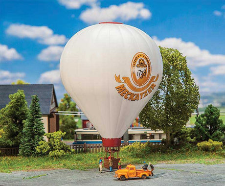 Hot-Air Balloon - Kit -- Heimenkircher Meckatzer Lowenbrau Brewery (white, gold; German Lettering)-1