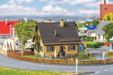 Clinker House -- Kit - 3-1/16 x 3-1/16 x 2-3/16"  7.8 x 7.8 x 5.5cm-1