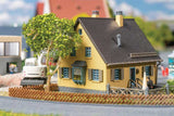 Clinker House -- Kit - 3-1/16 x 3-1/16 x 2-3/16"  7.8 x 7.8 x 5.5cm-2