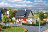 Single-Family House -- Kit - 2-7/8 x 3-1/16 x 2-1/16"  7.3 x 7.8 x 5.3cm-1